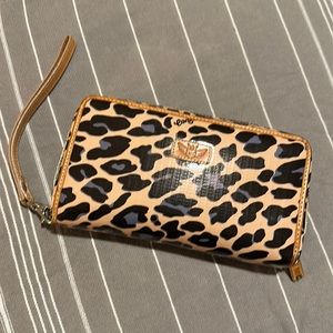Consuls Wristlet Wallet